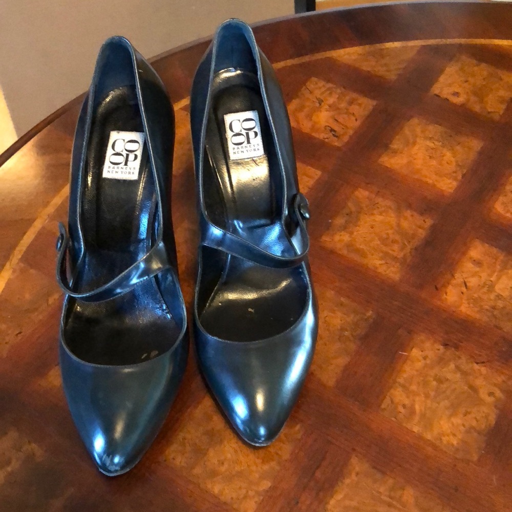 Barneys New York CoOp hunter green pumps size 39.5